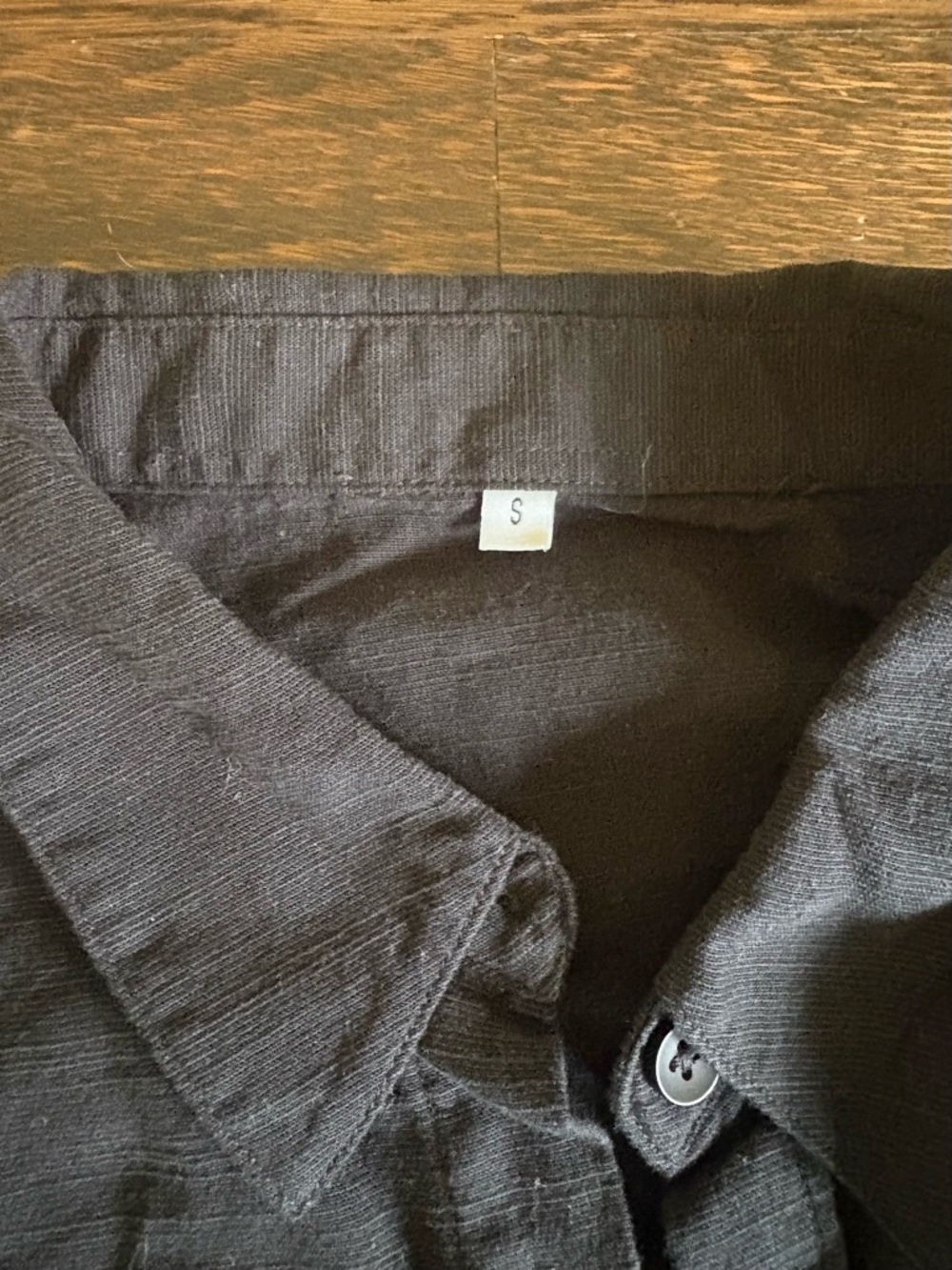 Amazon button down shirt - Picture 3 of 4